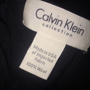 Calvin Klein’s dress
